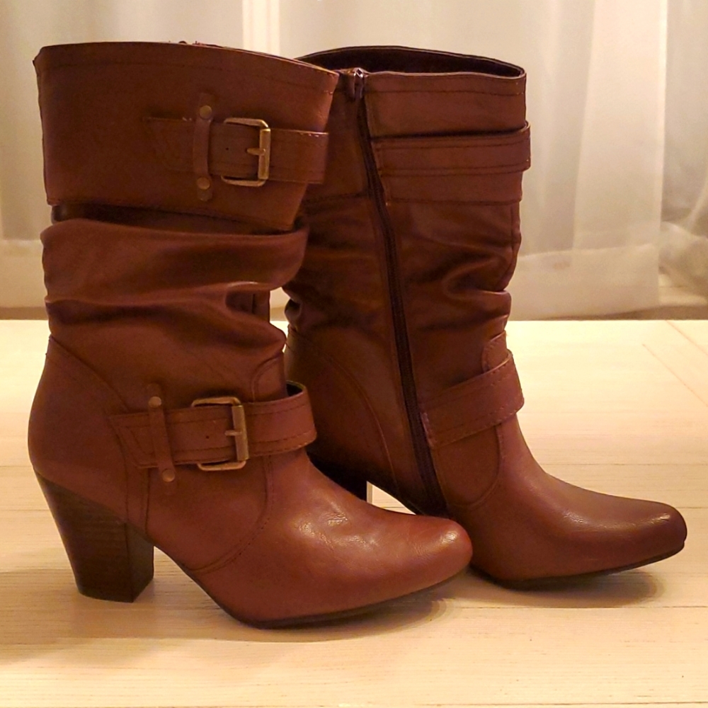 Bass boots